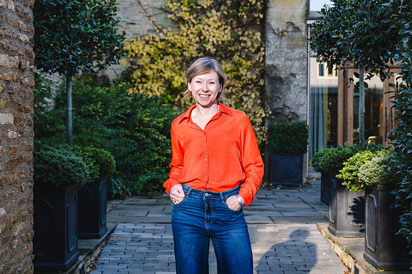 brand photography by elizabeth, brand photo shoot, business photography swindon wiltshire