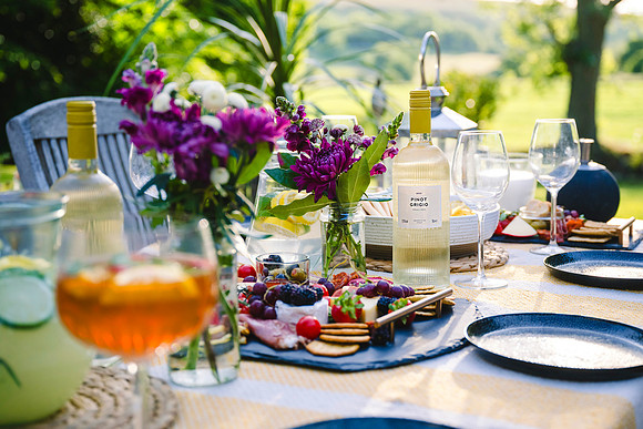 lifestyle product photography, email photoshoot, content shoot Wiltshire, styled photo shoot