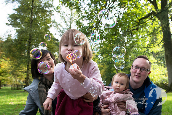 relaxed outdoor family portrait in wiltshire elizabeth donovan photography cute family